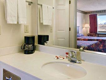 Super 8 Jasper Ga Hotel Room photo